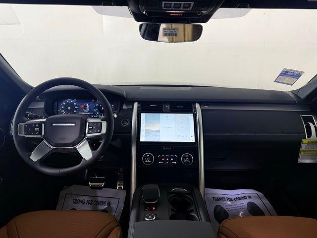 new 2025 Land Rover Discovery car, priced at $74,843