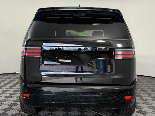 new 2025 Land Rover Discovery car, priced at $74,843