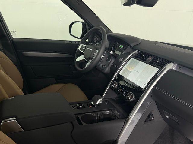 new 2025 Land Rover Discovery car, priced at $74,843
