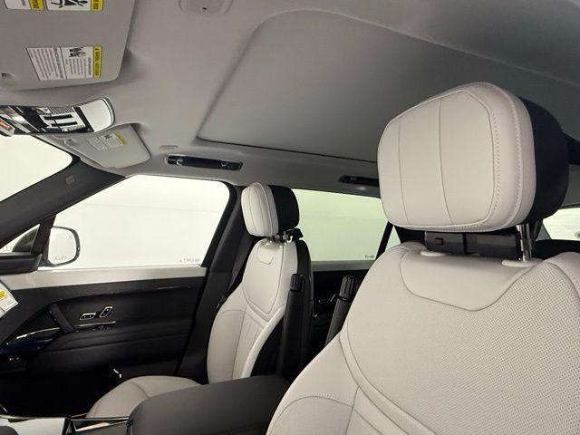 new 2025 Land Rover Range Rover Sport car, priced at $121,280
