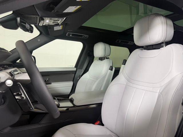 new 2025 Land Rover Range Rover Sport car, priced at $94,045