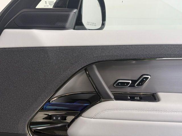 new 2025 Land Rover Range Rover Sport car, priced at $94,045