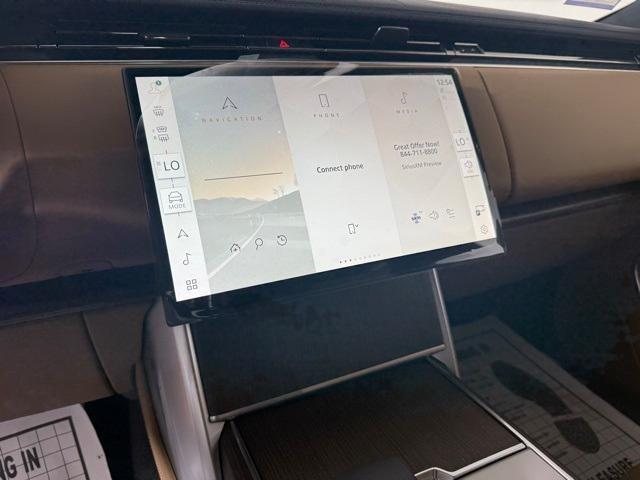 new 2025 Land Rover Range Rover car, priced at $153,525