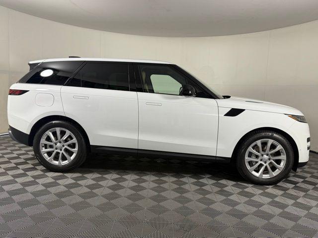 new 2025 Land Rover Range Rover Sport car