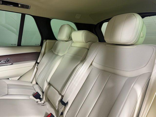 new 2025 Land Rover Range Rover car, priced at $129,455
