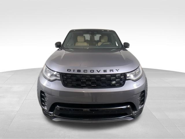 new 2025 Land Rover Discovery car, priced at $77,278