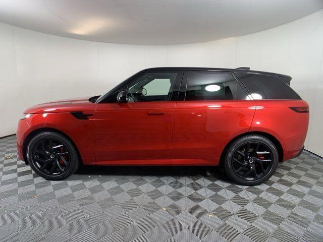 new 2025 Land Rover Range Rover Sport car, priced at $105,915