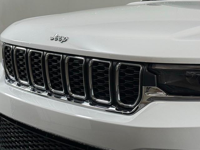 used 2024 Jeep Grand Cherokee car, priced at $33,944