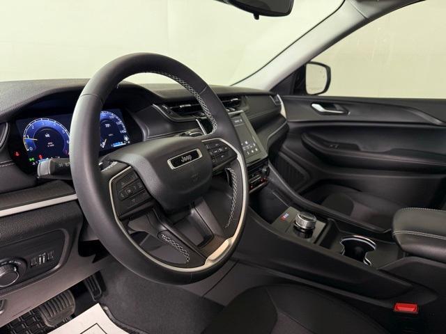 used 2024 Jeep Grand Cherokee car, priced at $33,944