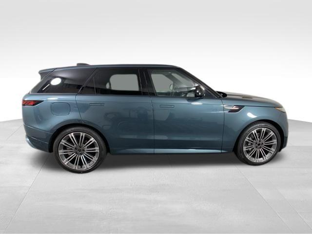 new 2025 Land Rover Range Rover Sport car, priced at $103,005