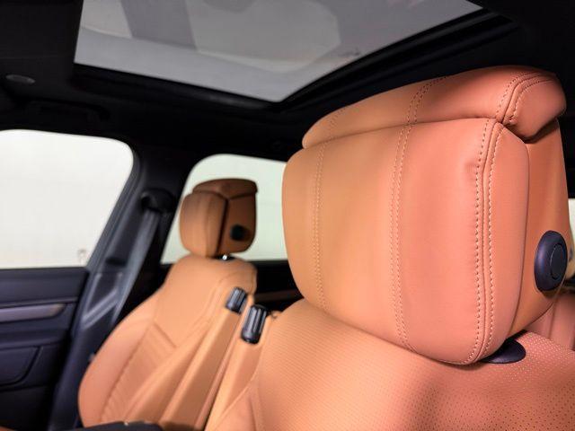 new 2025 Land Rover Discovery car, priced at $75,468