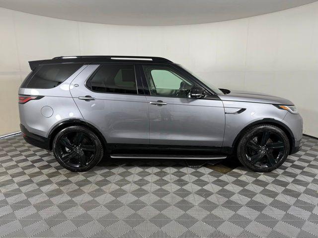 new 2025 Land Rover Discovery car, priced at $79,300