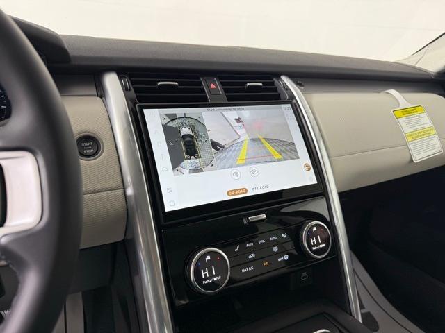 new 2025 Land Rover Discovery car, priced at $79,300
