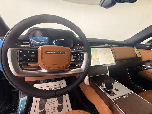 new 2025 Land Rover Range Rover car