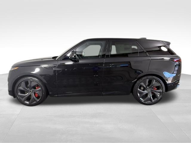 new 2025 Land Rover Range Rover Sport car, priced at $125,715