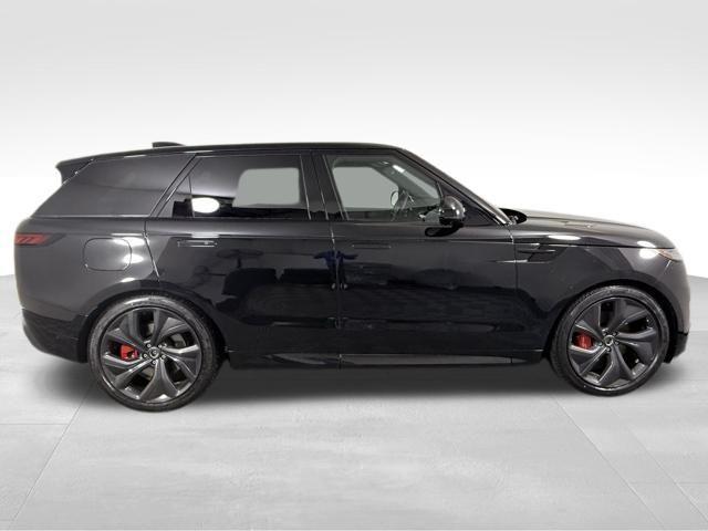 new 2025 Land Rover Range Rover Sport car, priced at $125,715