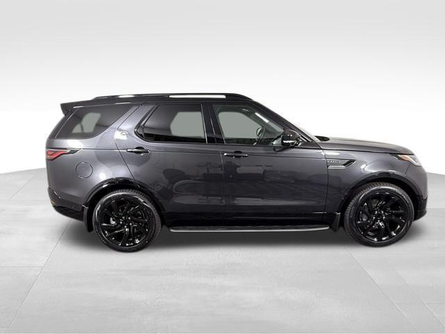 new 2025 Land Rover Discovery car, priced at $75,278