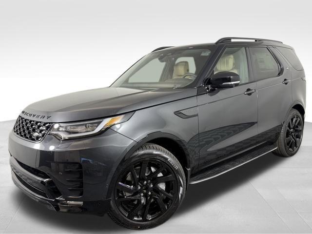 new 2025 Land Rover Discovery car, priced at $75,278