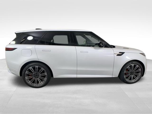 new 2025 Land Rover Range Rover Sport car, priced at $107,155