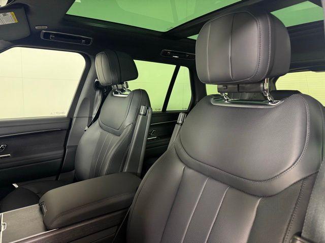 new 2025 Land Rover Range Rover car