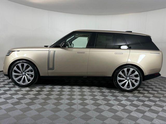 new 2025 Land Rover Range Rover car
