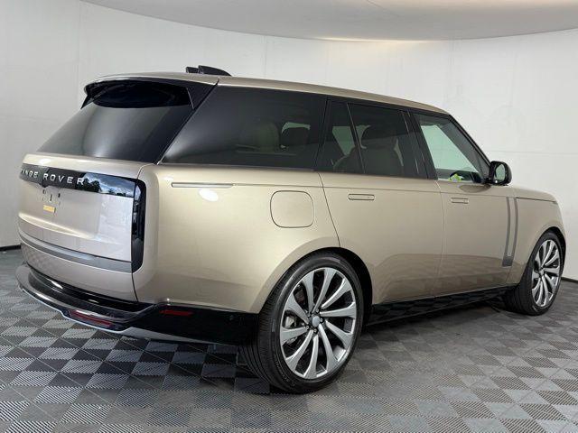new 2025 Land Rover Range Rover car