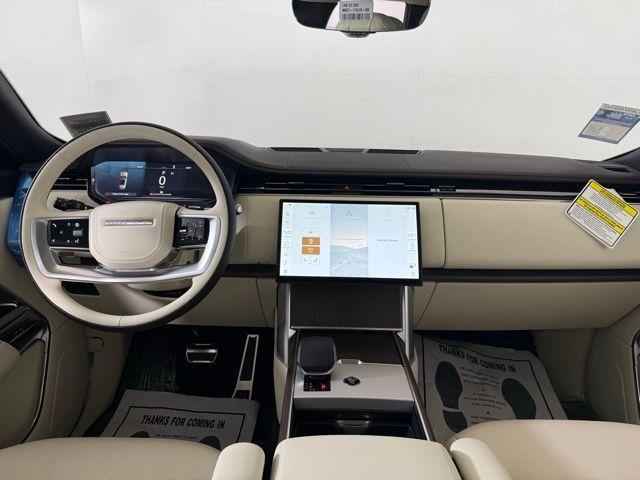 new 2025 Land Rover Range Rover car