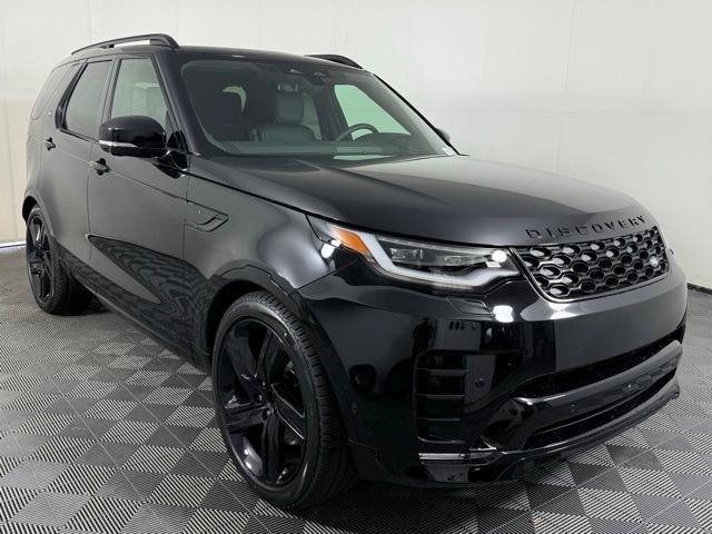 new 2025 Land Rover Discovery car, priced at $79,775