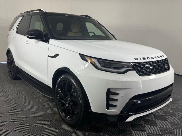 new 2025 Land Rover Discovery car, priced at $73,668