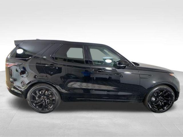 new 2025 Land Rover Discovery car, priced at $71,543