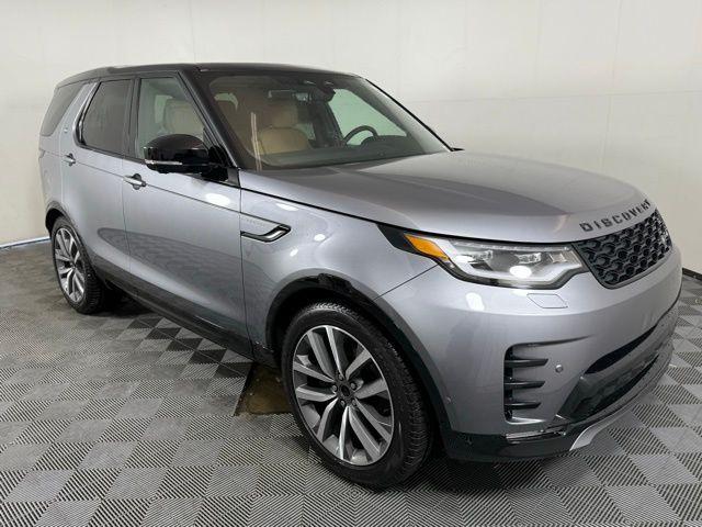 new 2025 Land Rover Discovery car, priced at $78,928