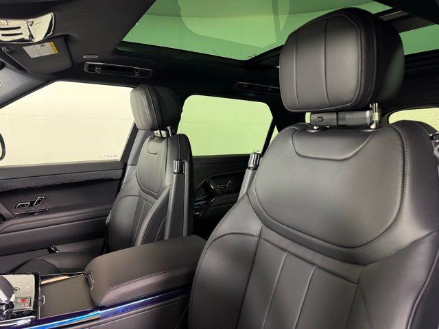 new 2025 Land Rover Range Rover Sport car, priced at $97,770