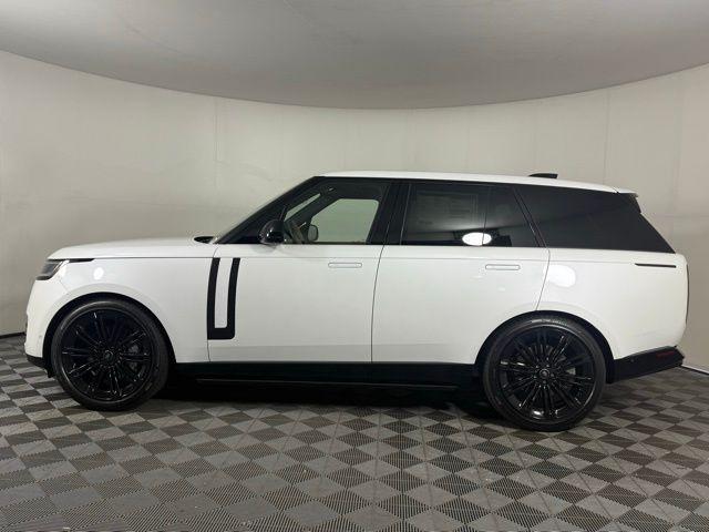 new 2025 Land Rover Range Rover car, priced at $154,470