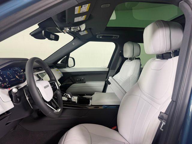 new 2025 Land Rover Range Rover Sport car