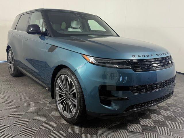 new 2025 Land Rover Range Rover Sport car