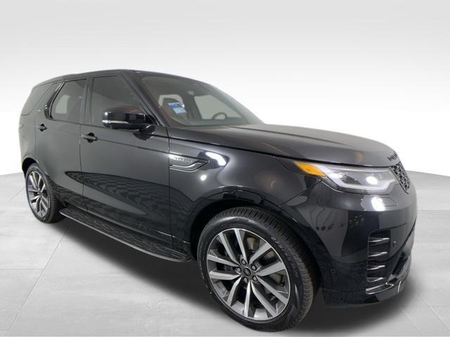 new 2025 Land Rover Discovery car, priced at $78,978