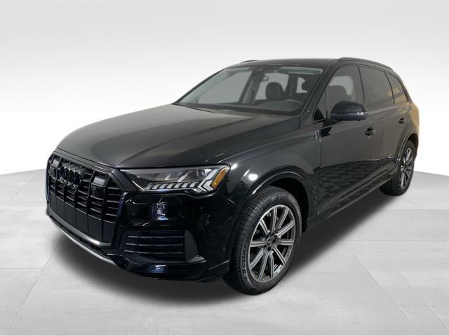 used 2023 Audi Q7 car, priced at $47,900