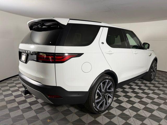 new 2025 Land Rover Discovery car