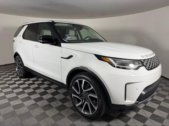 new 2025 Land Rover Discovery car
