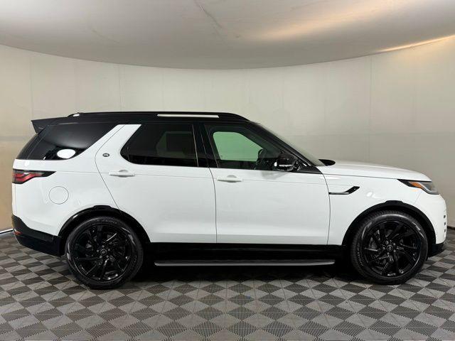 new 2025 Land Rover Discovery car, priced at $73,893