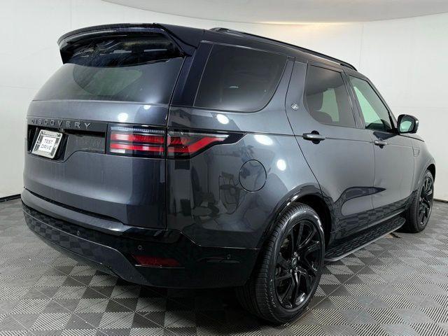 new 2025 Land Rover Discovery car, priced at $72,125