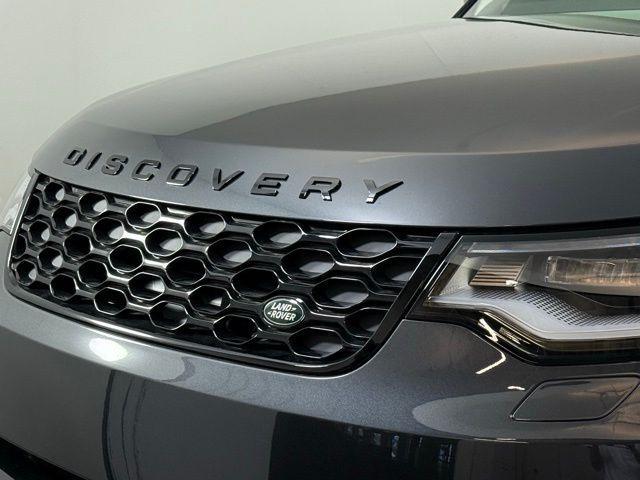 new 2025 Land Rover Discovery car, priced at $72,125