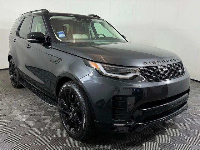 new 2025 Land Rover Discovery car, priced at $72,125