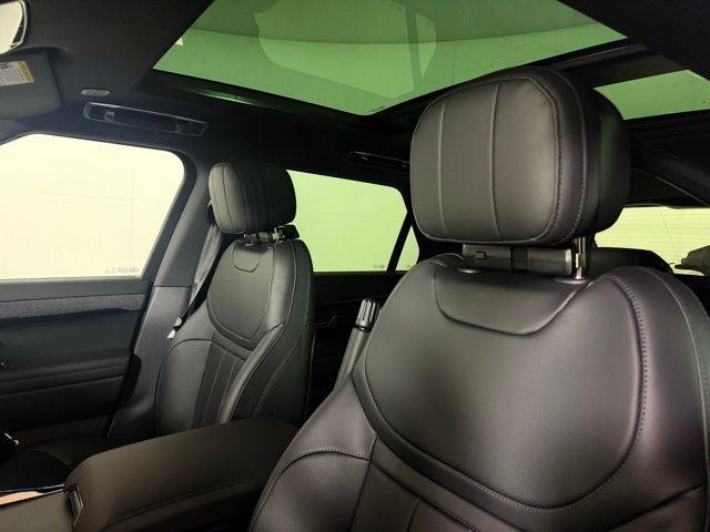new 2025 Land Rover Range Rover Sport car, priced at $123,190