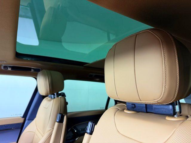 new 2025 Land Rover Range Rover Sport car, priced at $90,070