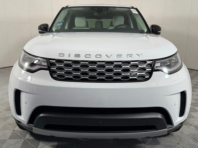 new 2025 Land Rover Discovery car