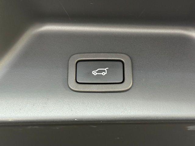 used 2020 Land Rover Range Rover car, priced at $53,944