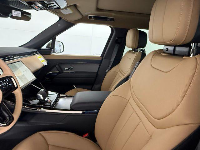 new 2025 Land Rover Range Rover Sport car, priced at $101,965