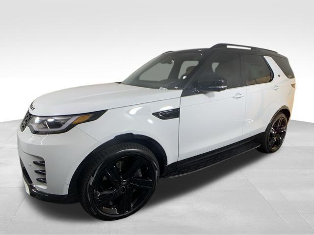 new 2025 Land Rover Discovery car, priced at $80,525