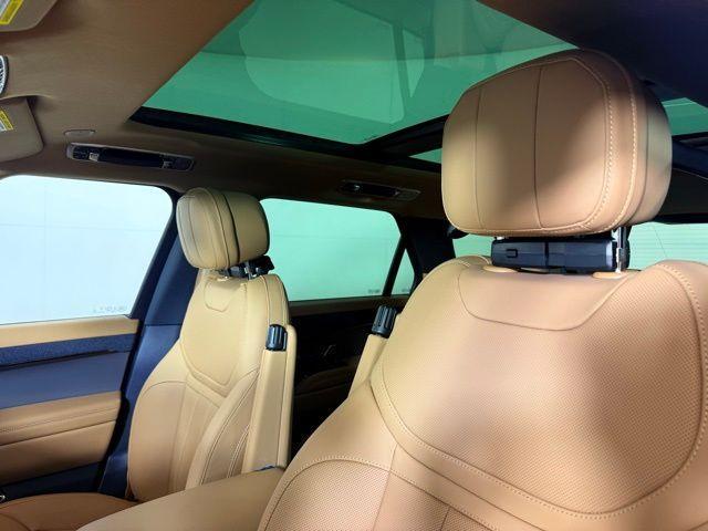 new 2025 Land Rover Range Rover Sport car, priced at $95,010